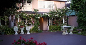 Martine Inn